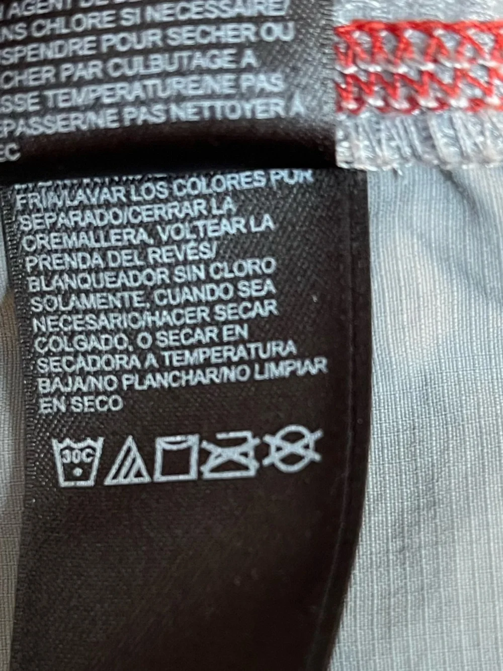The North Face Light Gray Men's Nylon Ripstop Outdoor Hiking Shorts Men’s Medium